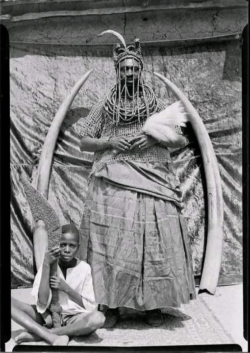 Olowo of Owo is one of the sons of Ọba Ọzọlua of the Benin Kingdom (1473 - 1504)