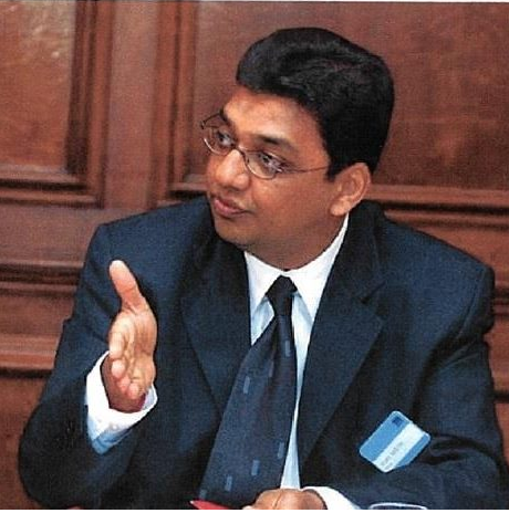 Vijay mistri seaking at the ACCA international assembly in London